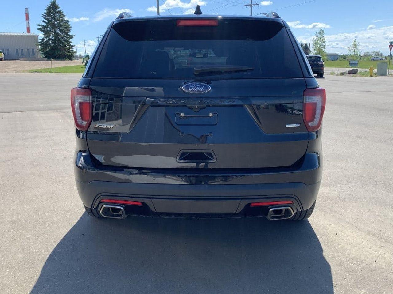 2016 Ford Explorer Sport-3