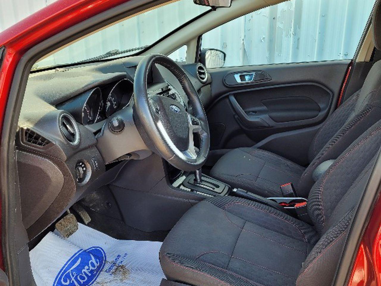 2016 Ford Fiesta SE-2