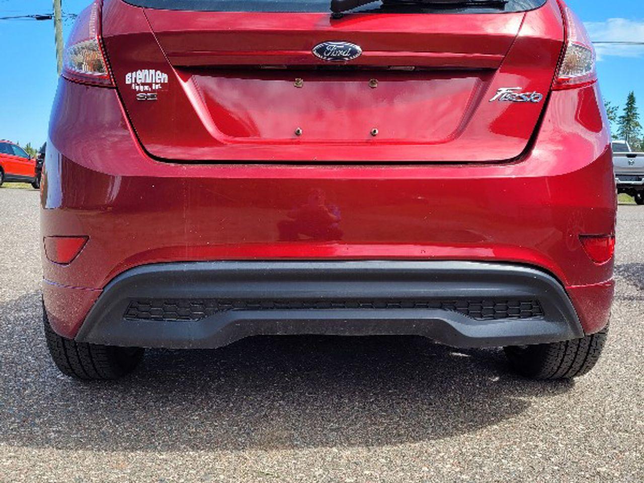 2016 Ford Fiesta SE-3