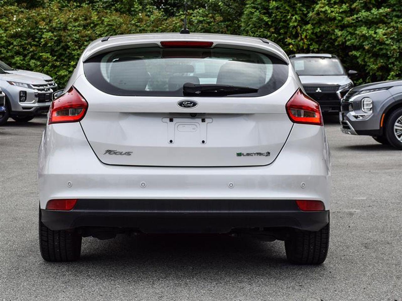 2016 Ford Focus -4