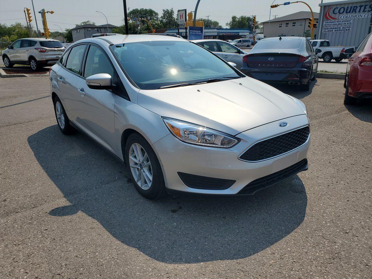 2016 Ford Focus SE-1