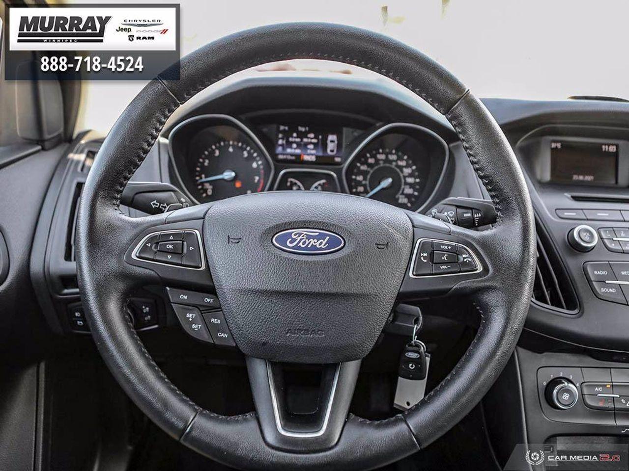 2016 Ford Focus SE-3