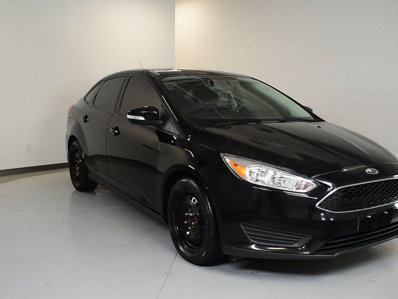 2016 Ford Focus SE-2