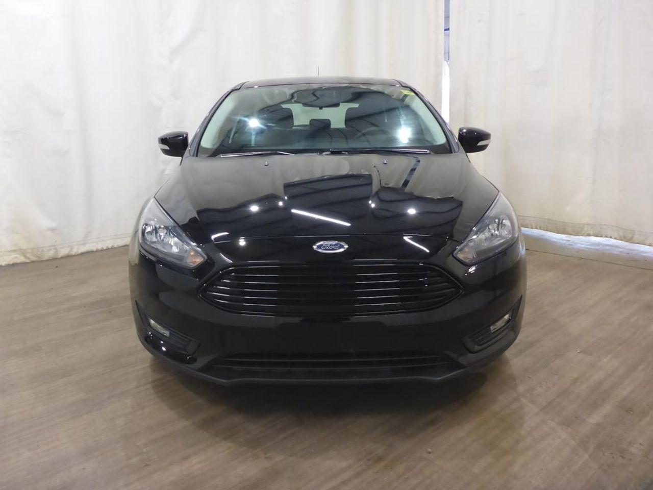 2016 Ford Focus SE-2