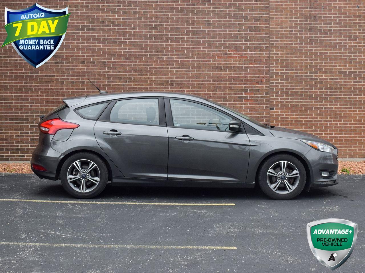 2016 Ford Focus SE-2
