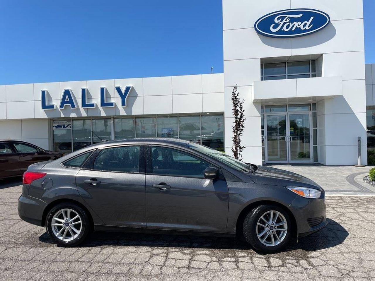 2016 Ford Focus SE-2