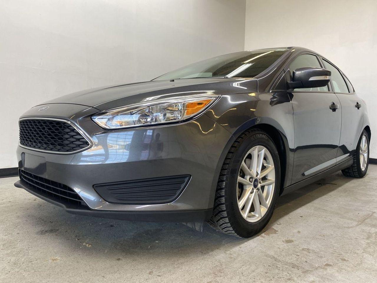 2016 Ford Focus SE-1