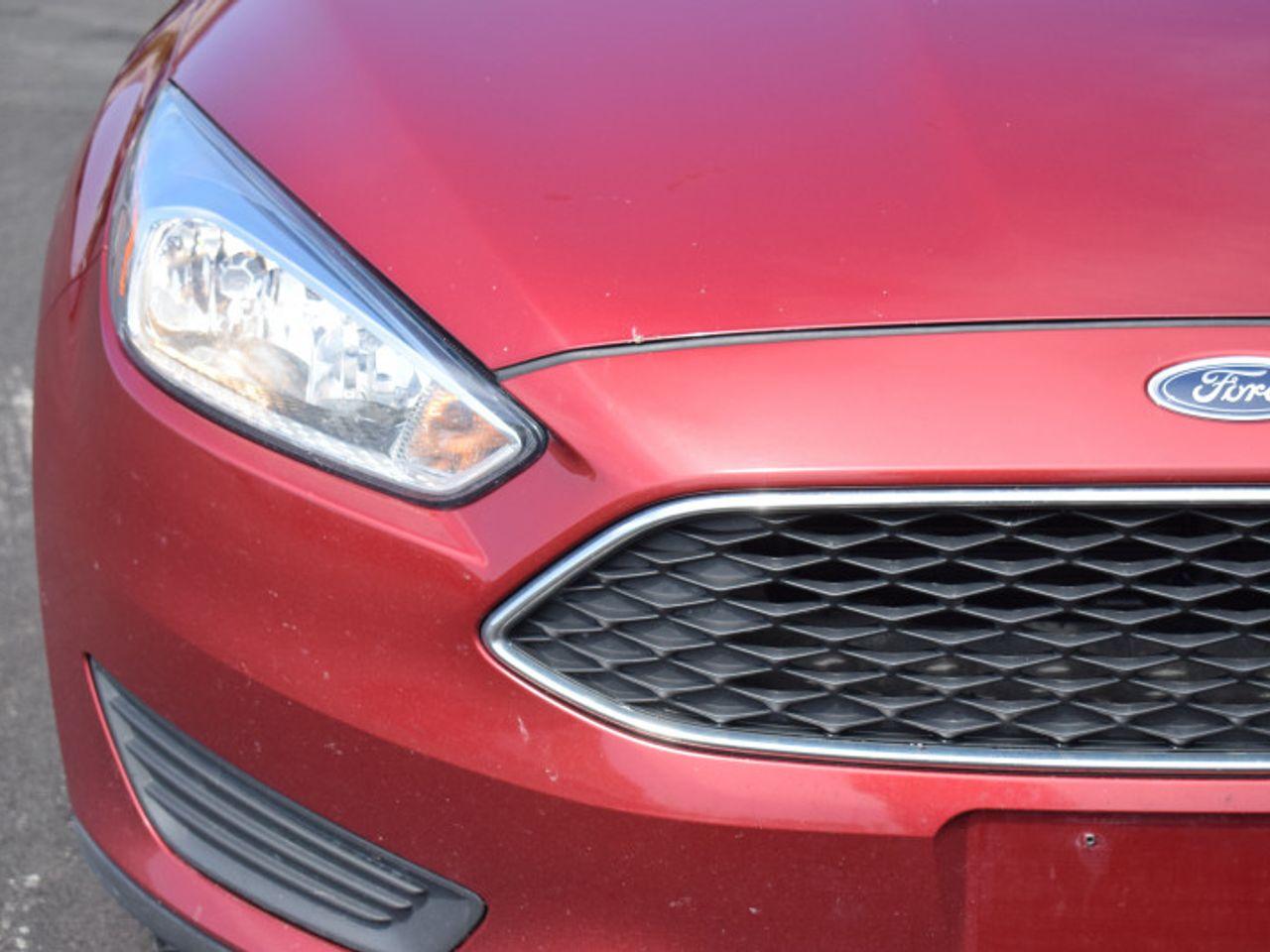 2016 Ford Focus SE-3