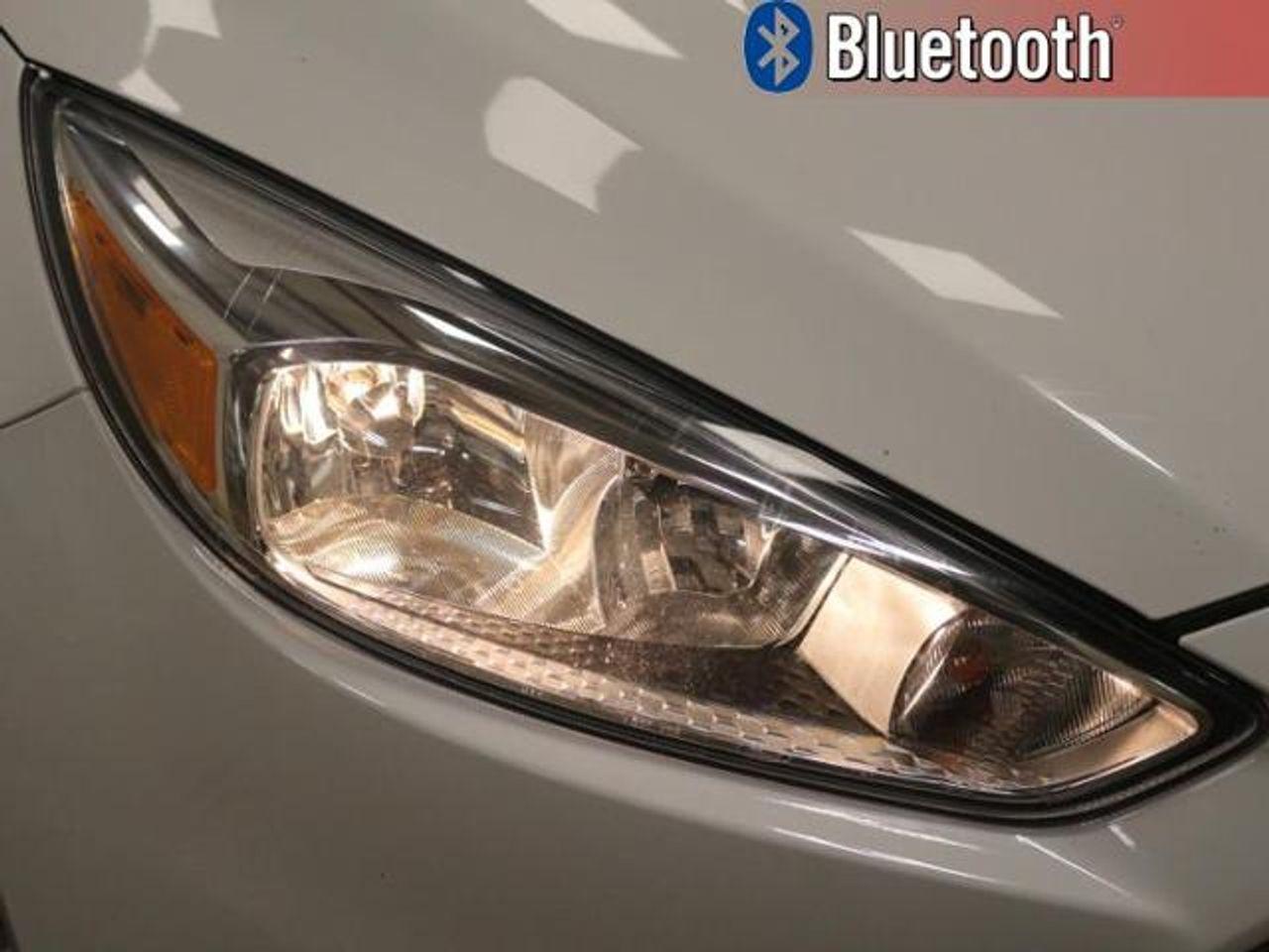 2016 Ford Focus SE-1