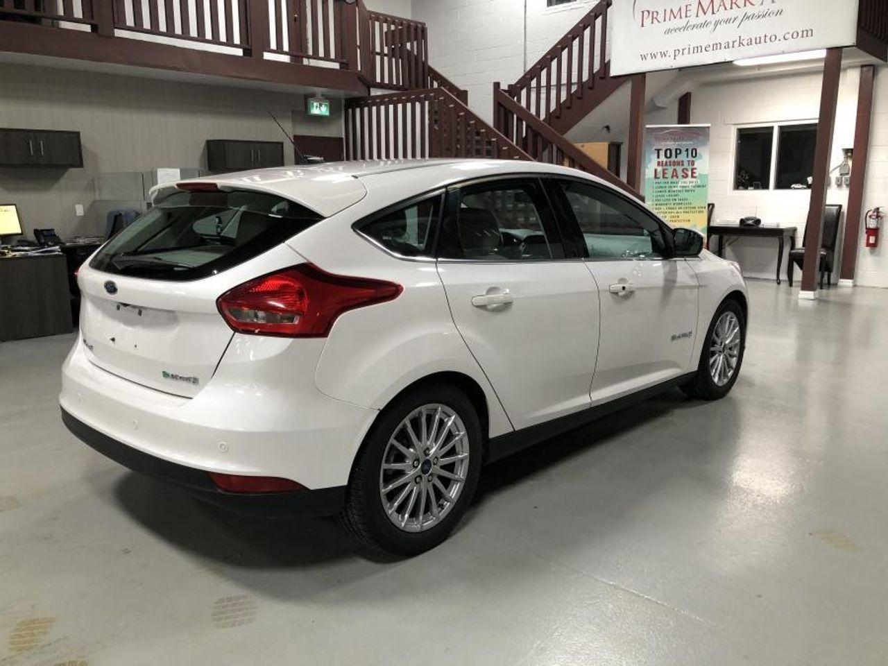 2016 Ford Focus -4