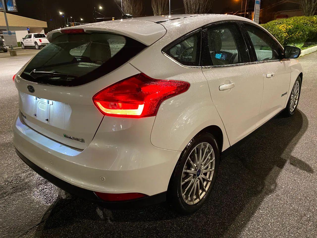 2016 Ford Focus -4