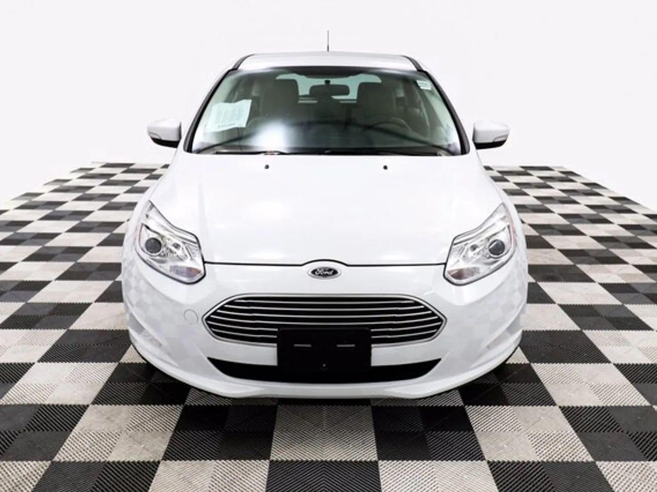 2016 Ford Focus -2