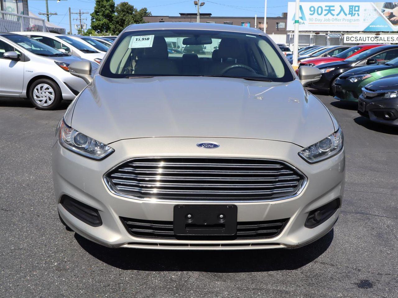 2016 Ford Fusion SE-1