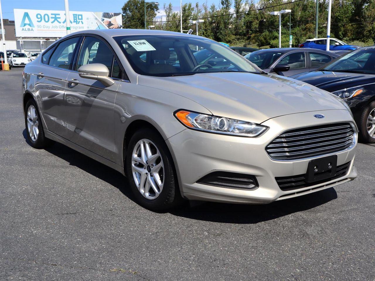 2016 Ford Fusion SE-2