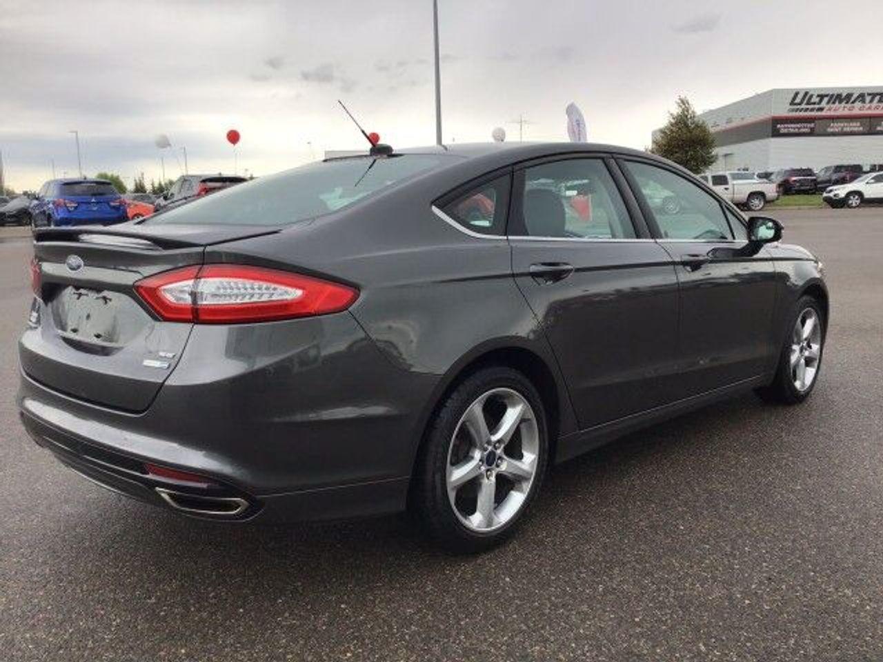 2016 Ford Fusion SE-4