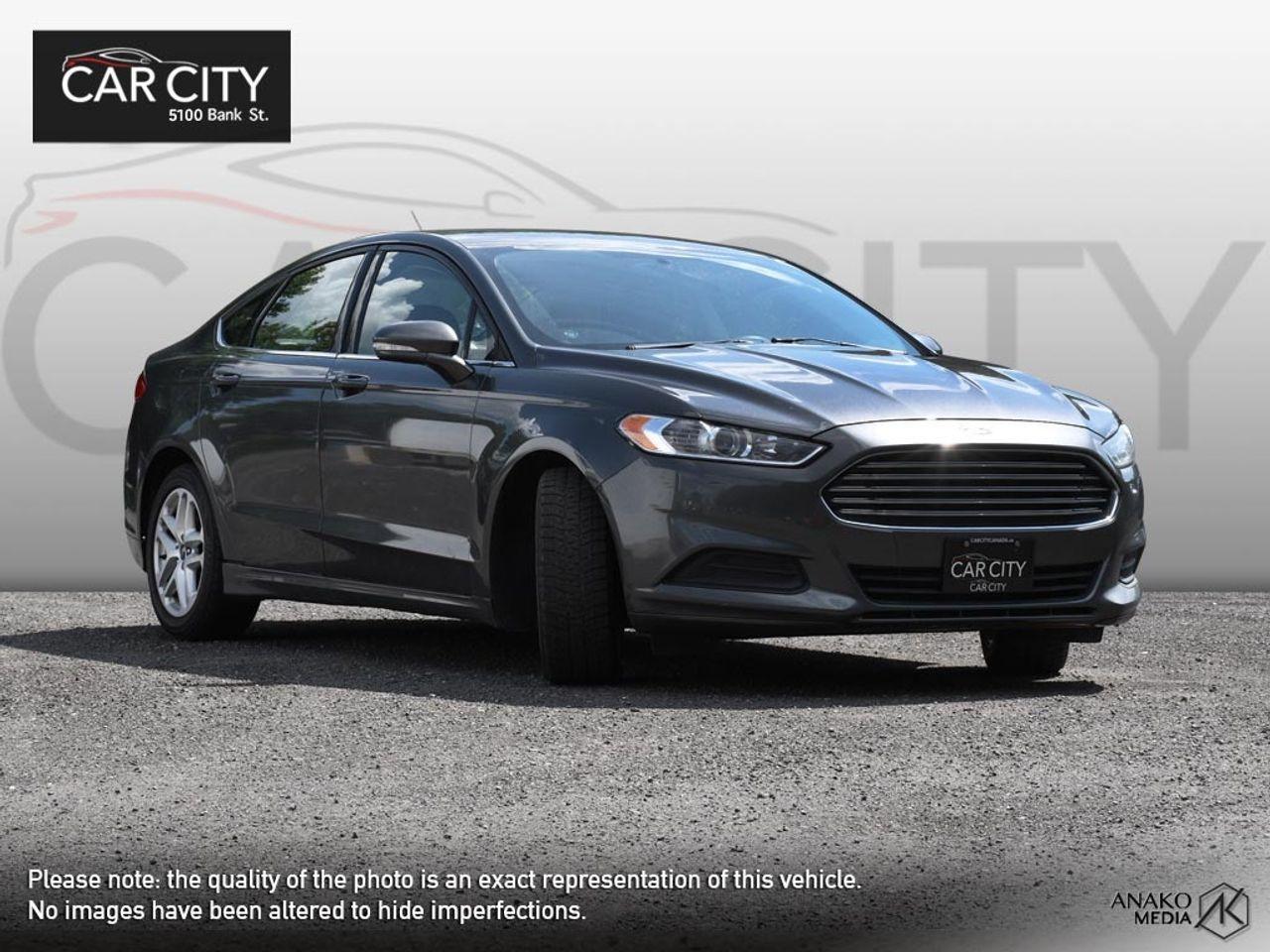 2016 Ford Fusion SE-2