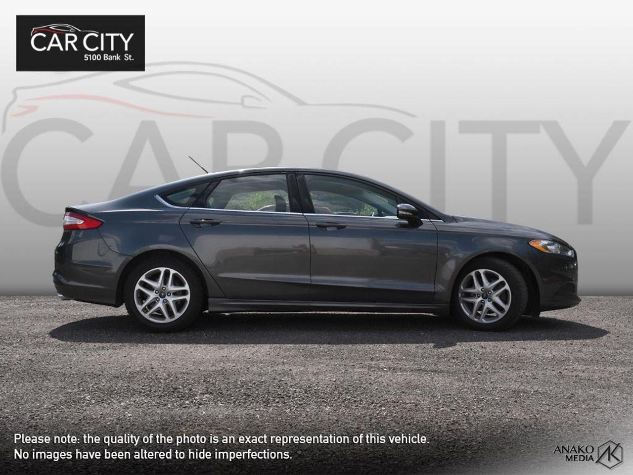 2016 Ford Fusion SE-3