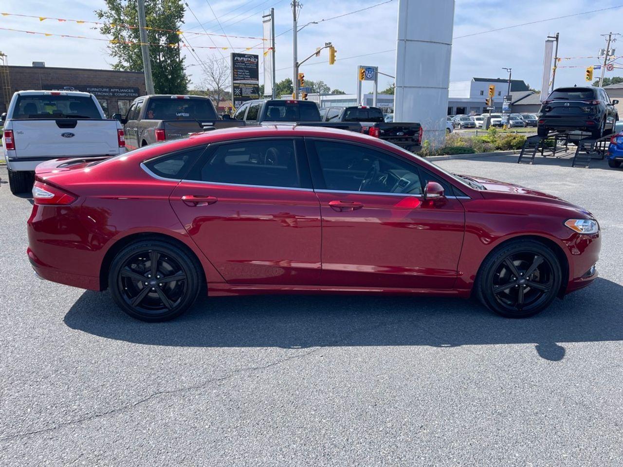 2016 Ford Fusion SE-1