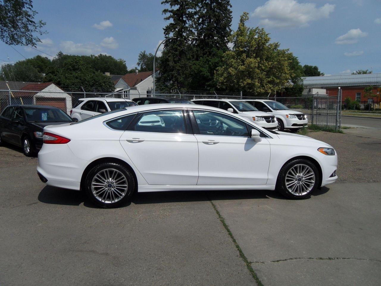 2016 Ford Fusion SE-1