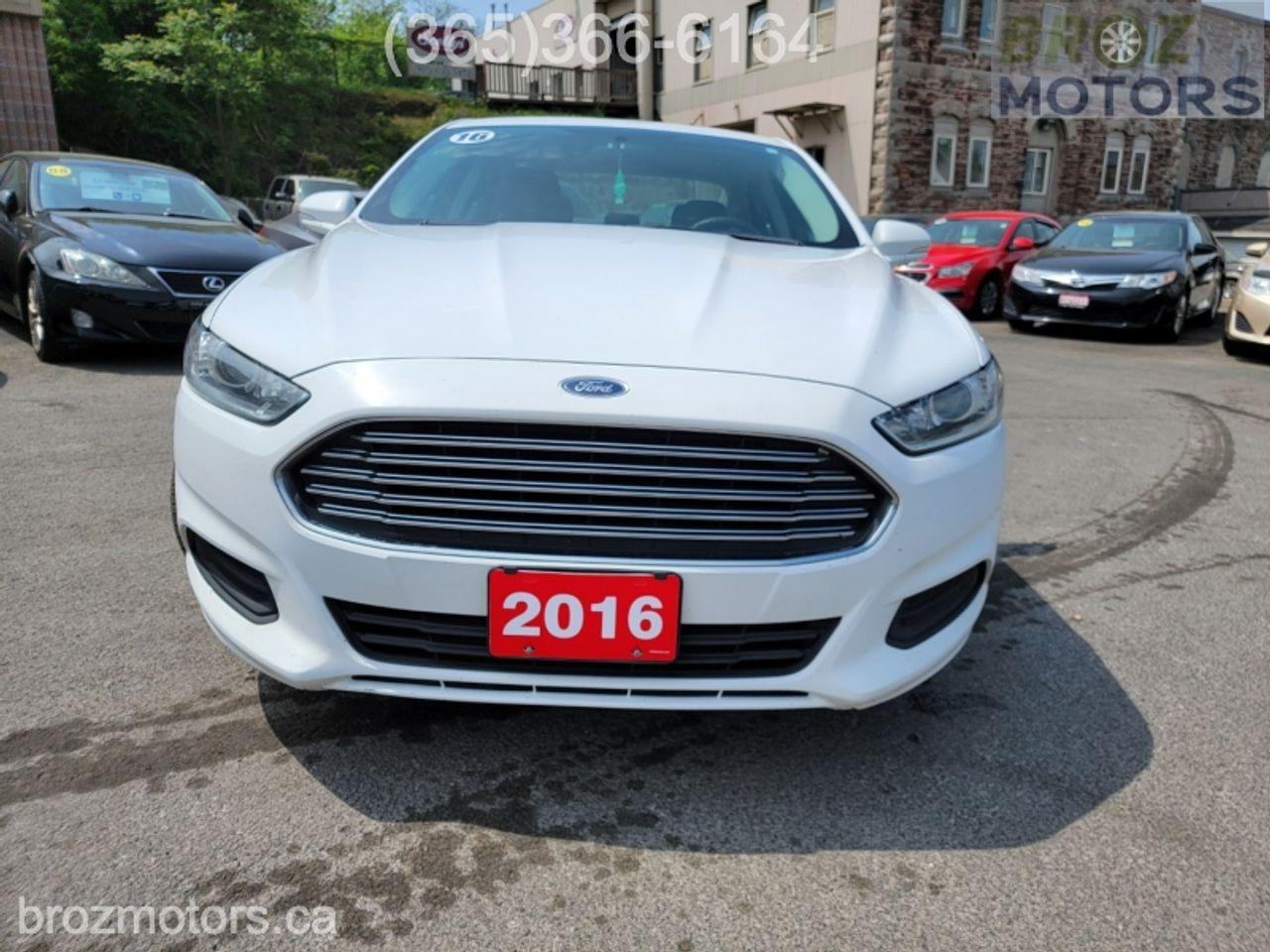 2016 Ford Fusion SE-1