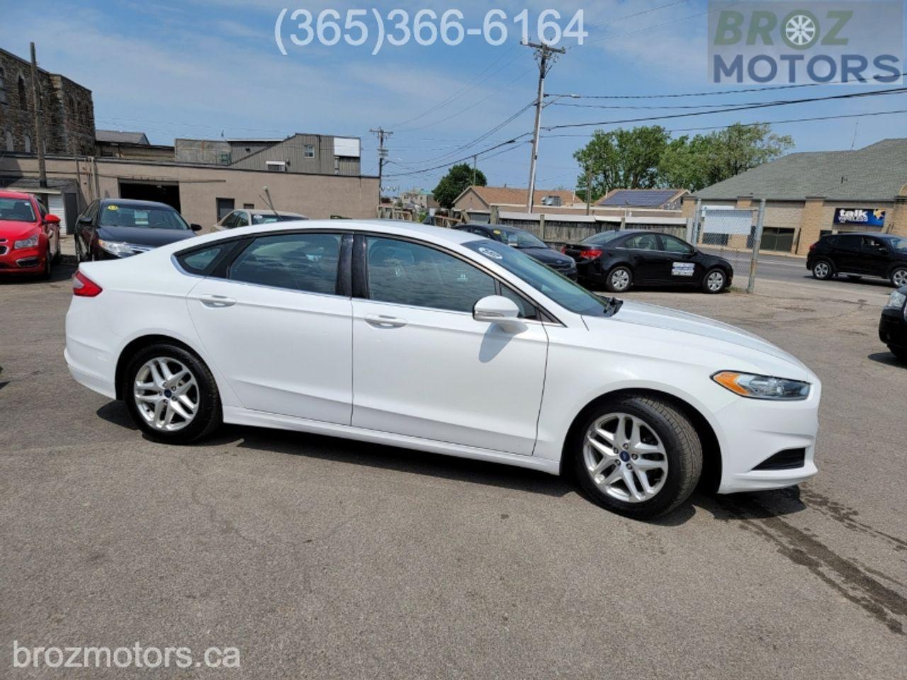 2016 Ford Fusion SE-4