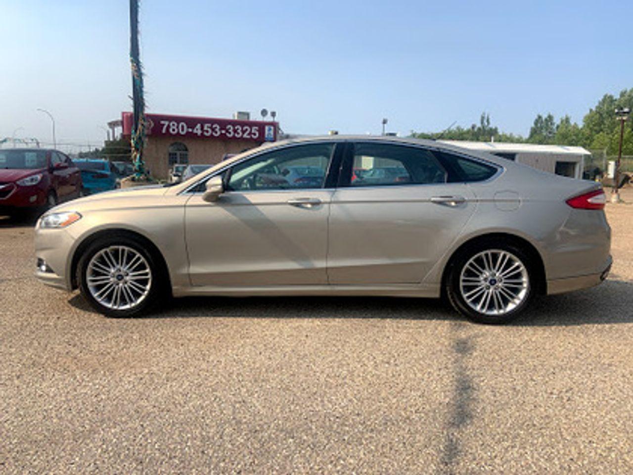 2016 Ford Fusion SE-1