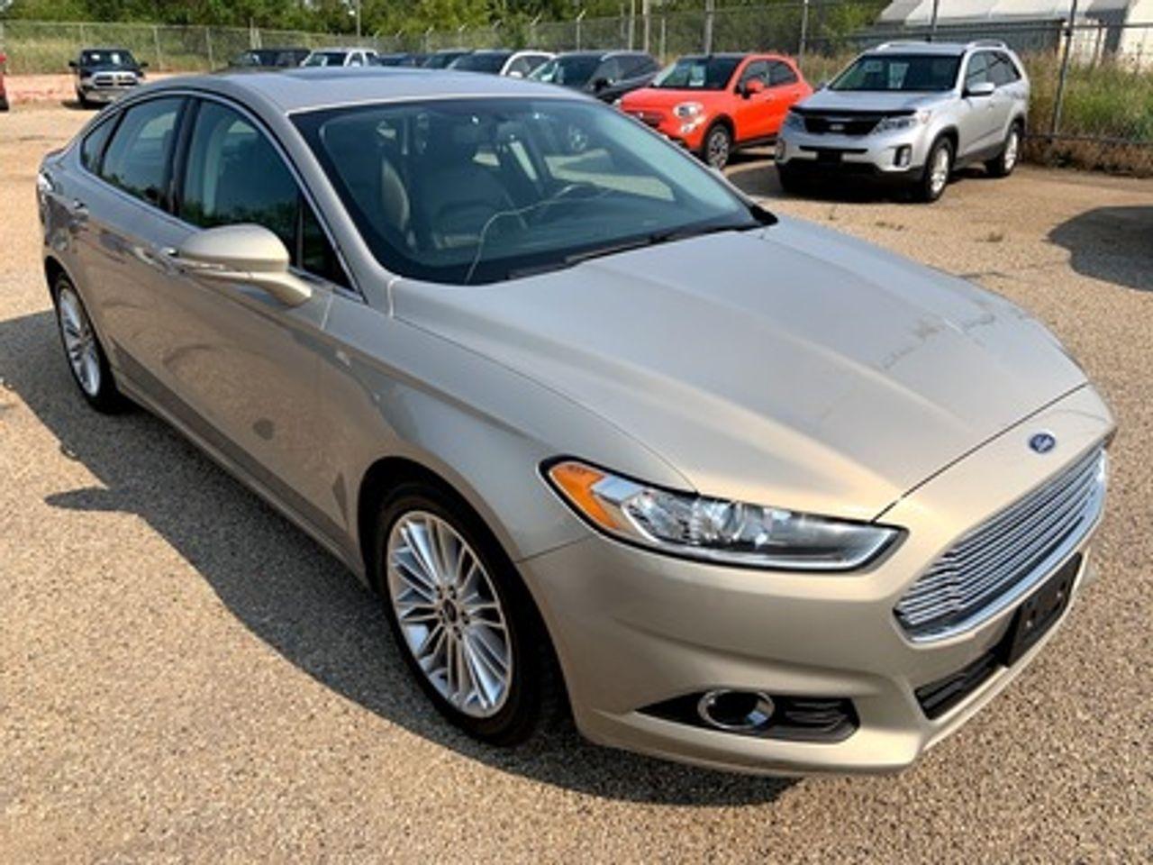 2016 Ford Fusion SE-3