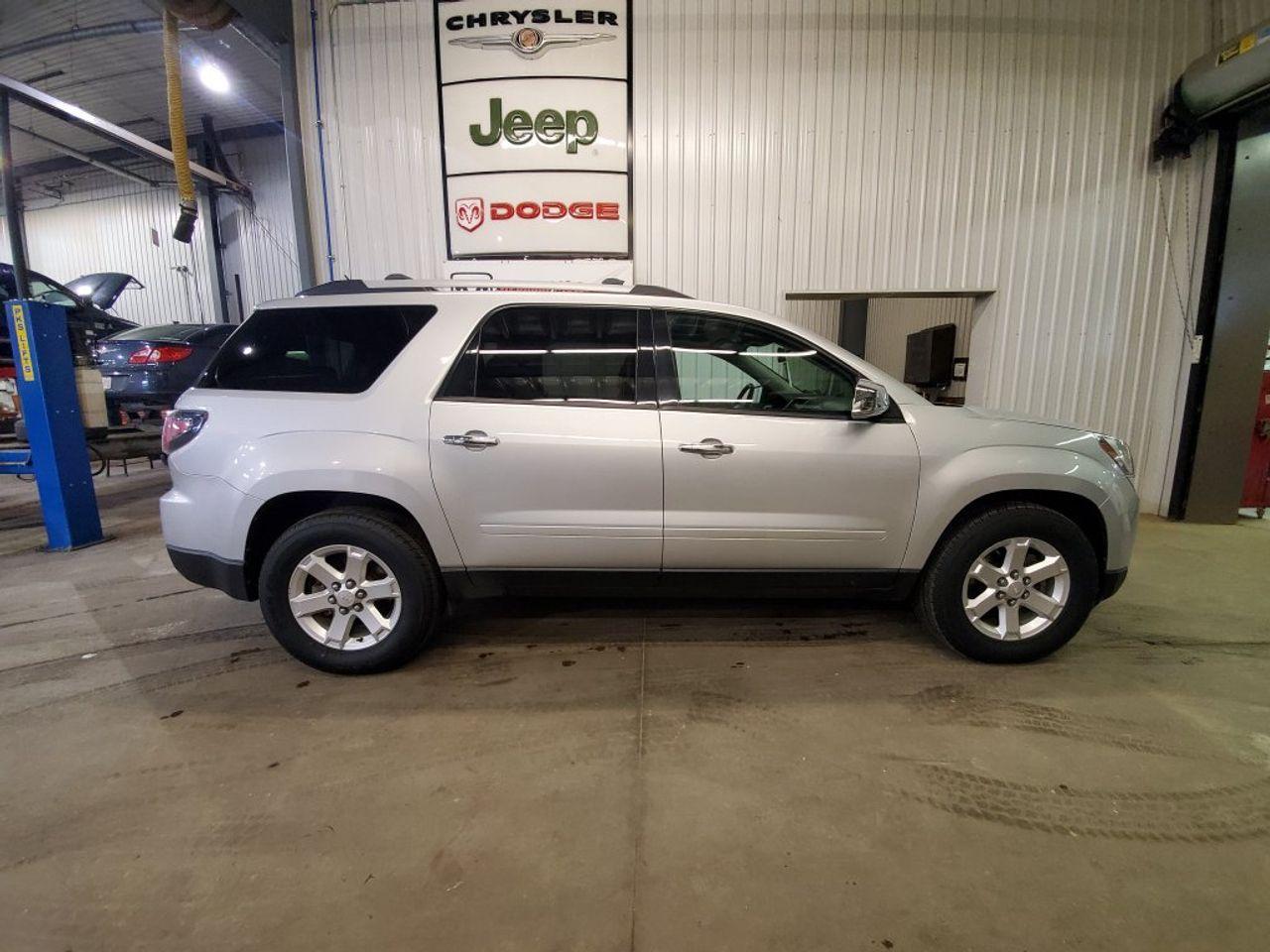 2016 GMC Acadia SLE-2-4