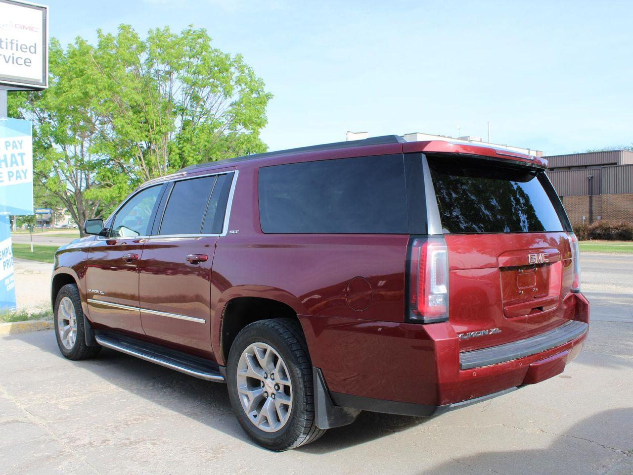 2016 GMC Yukon XL SLT-4