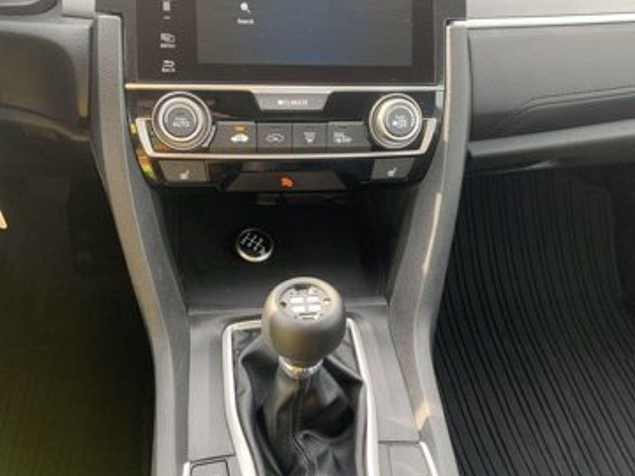 2016 Honda Civic LX-4
