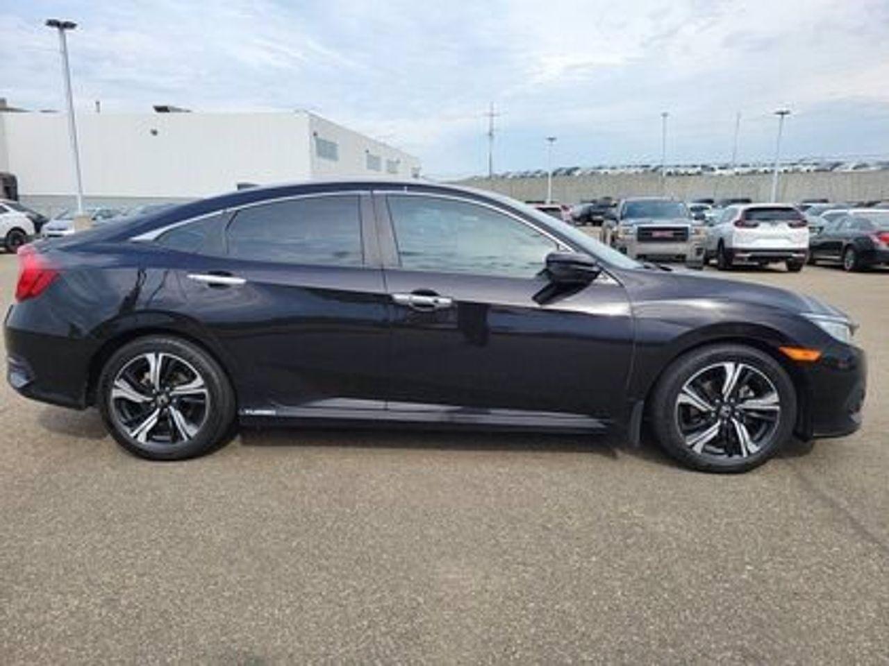 2016 Honda Civic Touring-3