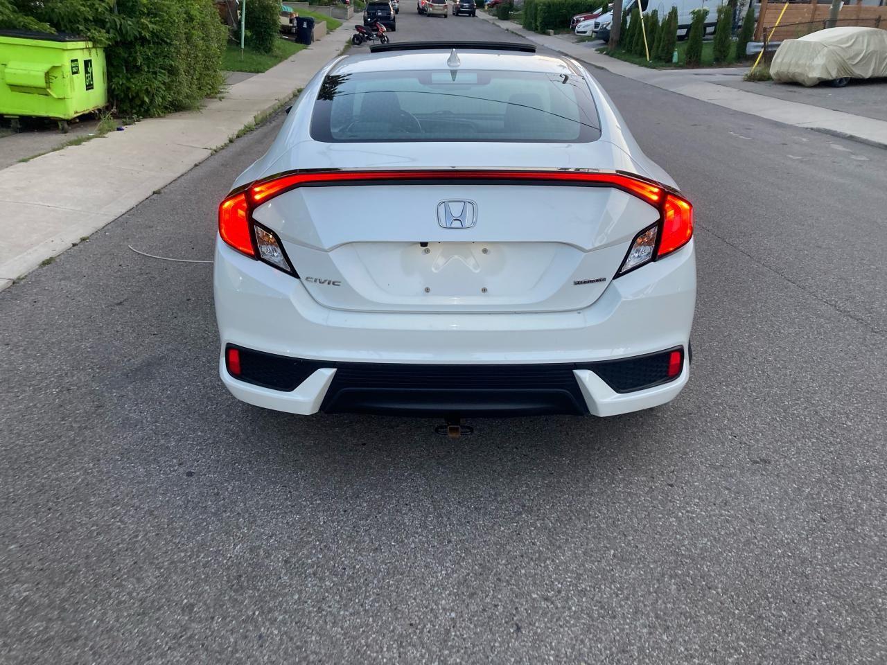 2016 Honda Civic Touring-3