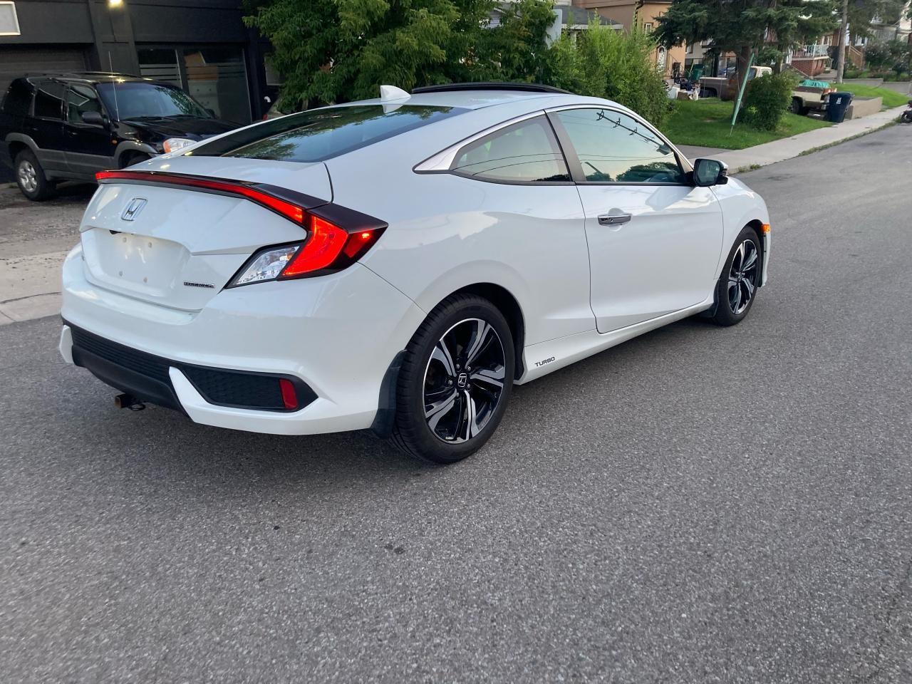 2016 Honda Civic Touring-4