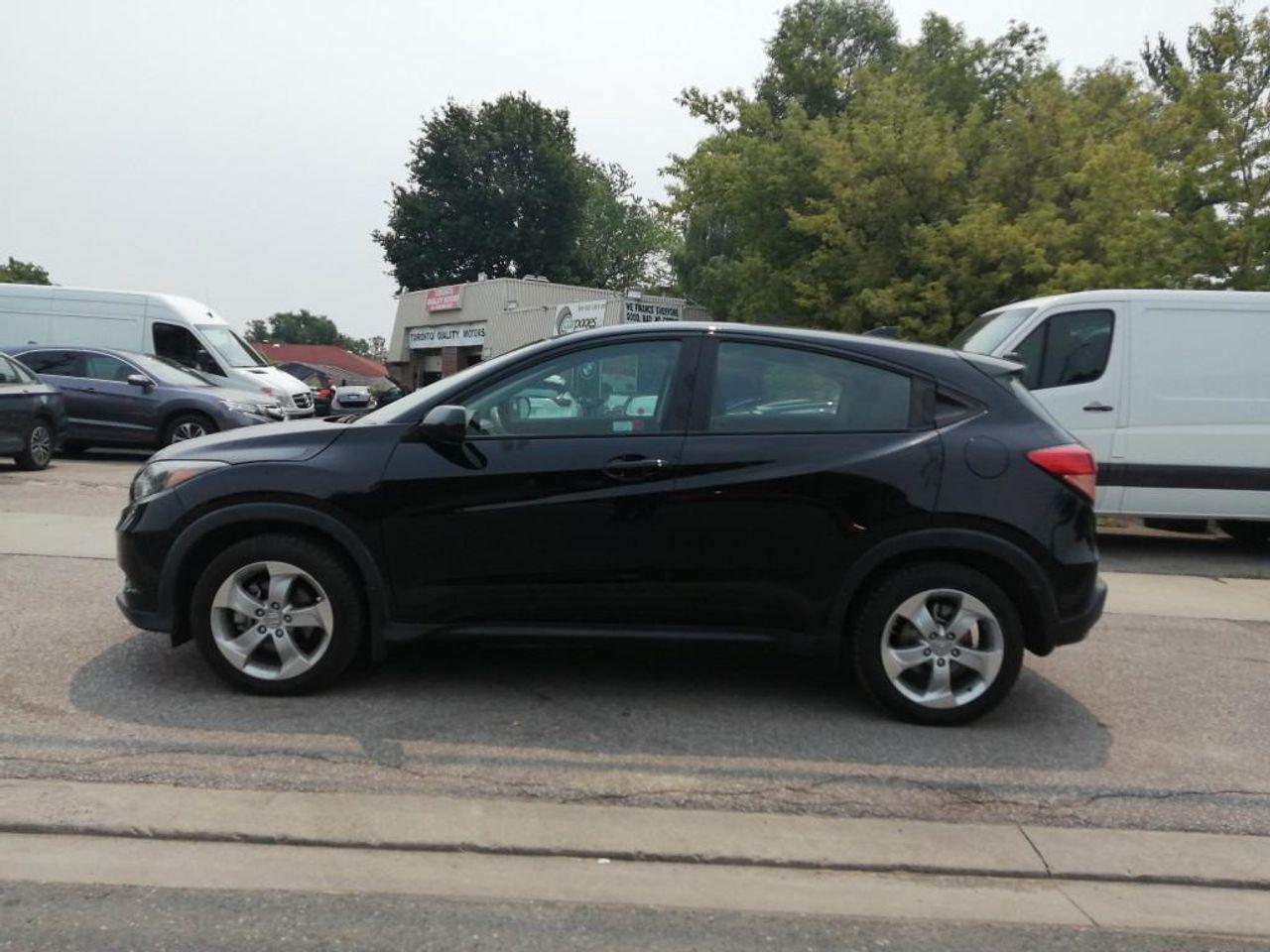 2016 Honda HR-V LX-4
