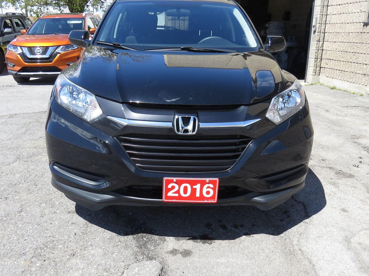 2016 Honda HR-V LX-2
