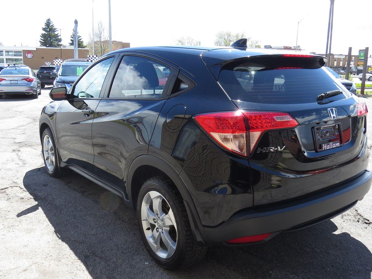 2016 Honda HR-V LX-4