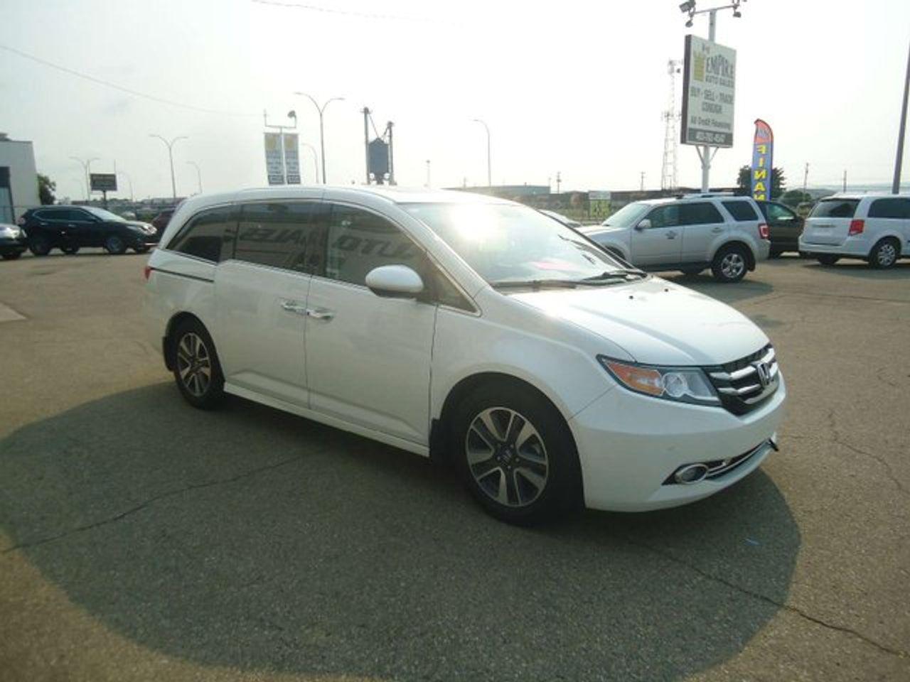 2016 Honda Odyssey Touring-2