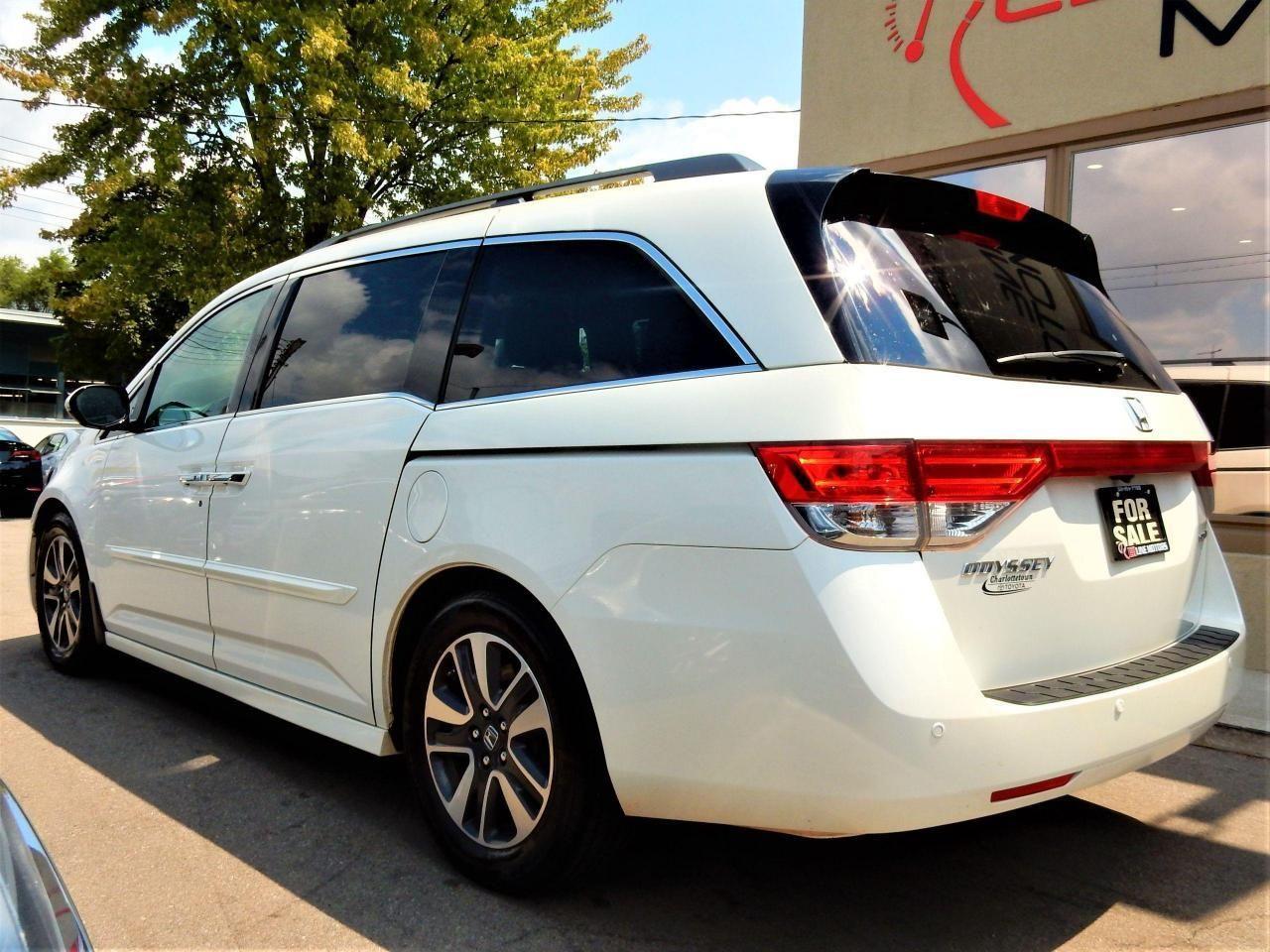 2016 Honda Odyssey Touring-1