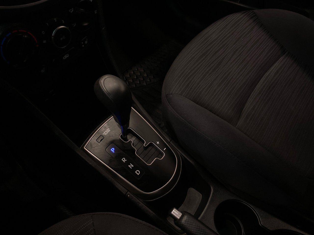 2016 Hyundai Accent GL-4