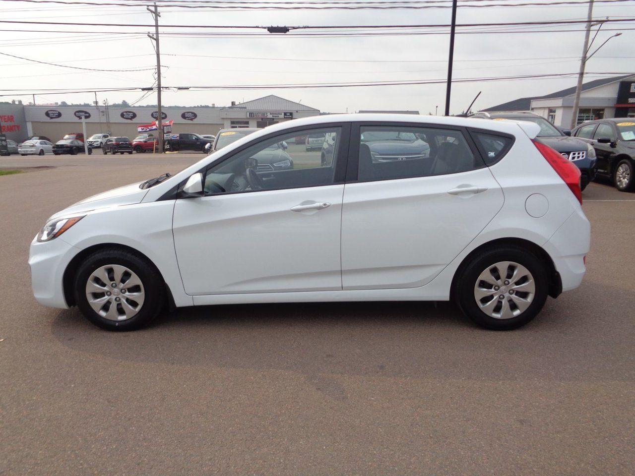 2016 Hyundai Accent GL-4