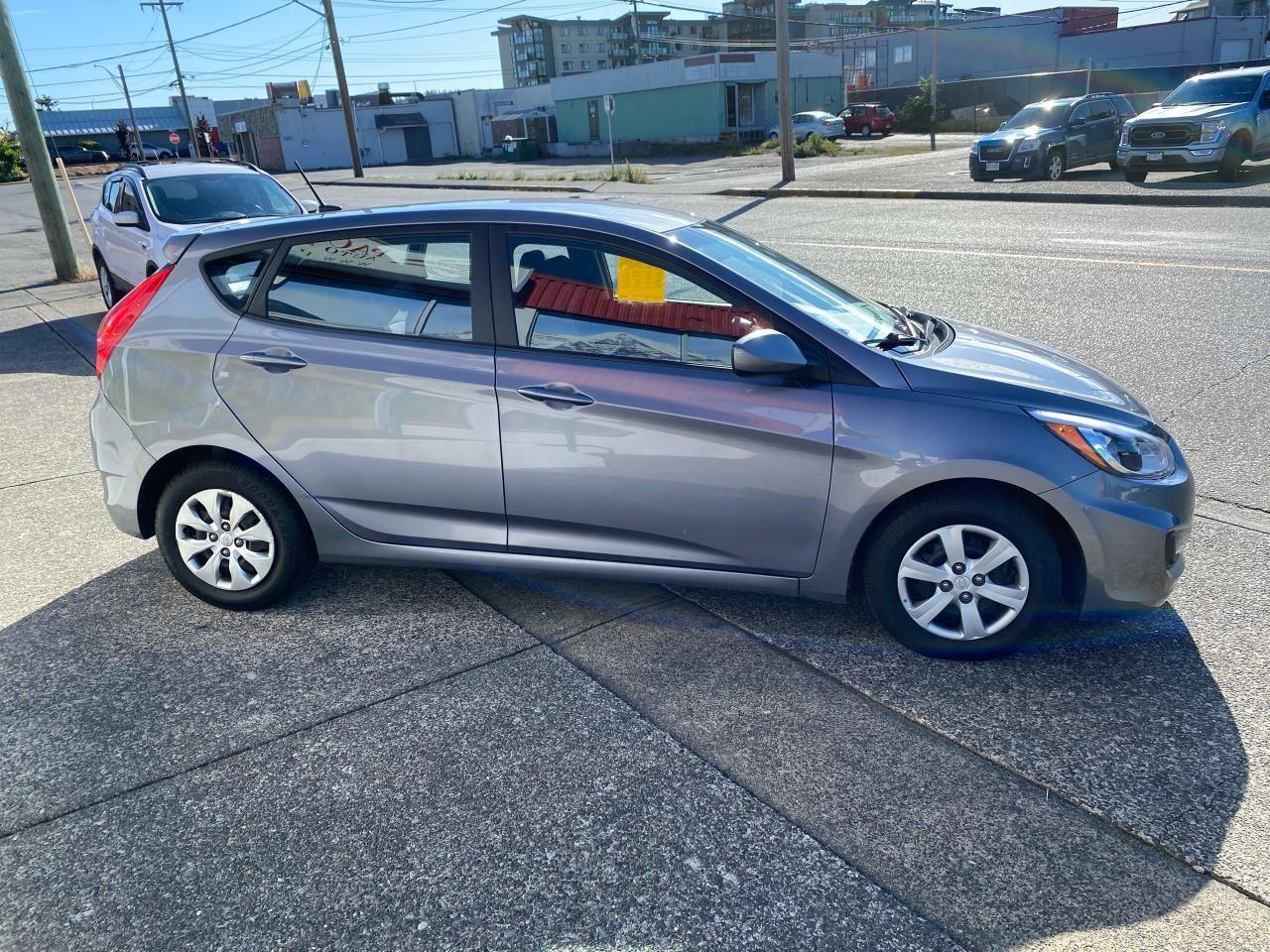 2016 Hyundai Accent GL-4