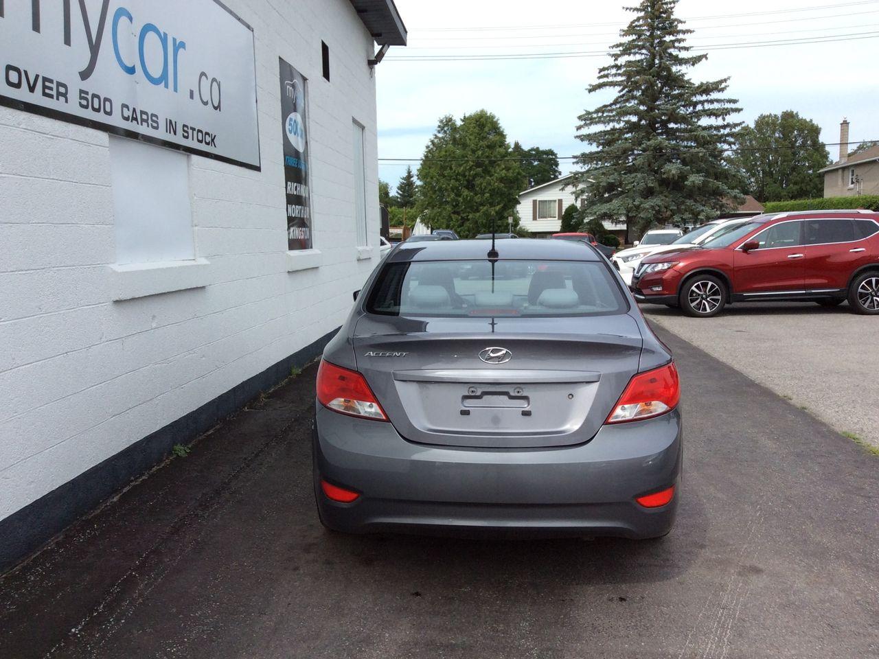 2016 Hyundai Accent GL-3