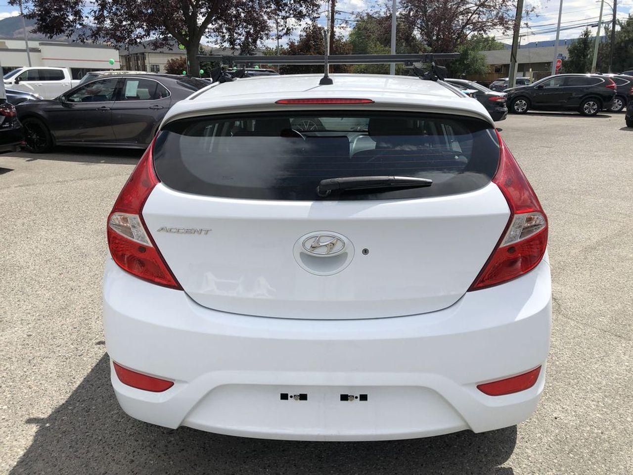2016 Hyundai Accent GL-4