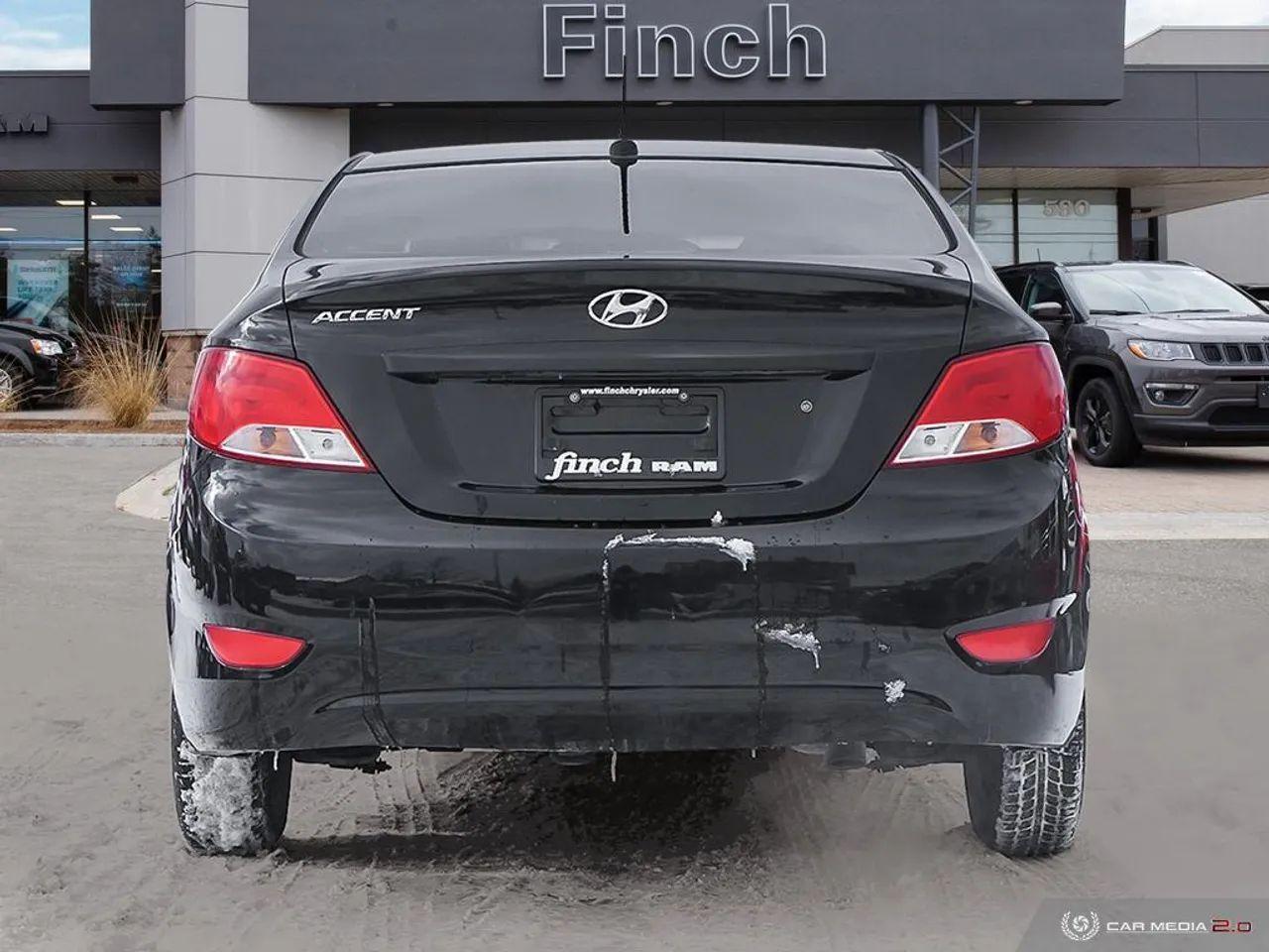 2016 Hyundai Accent SE-4