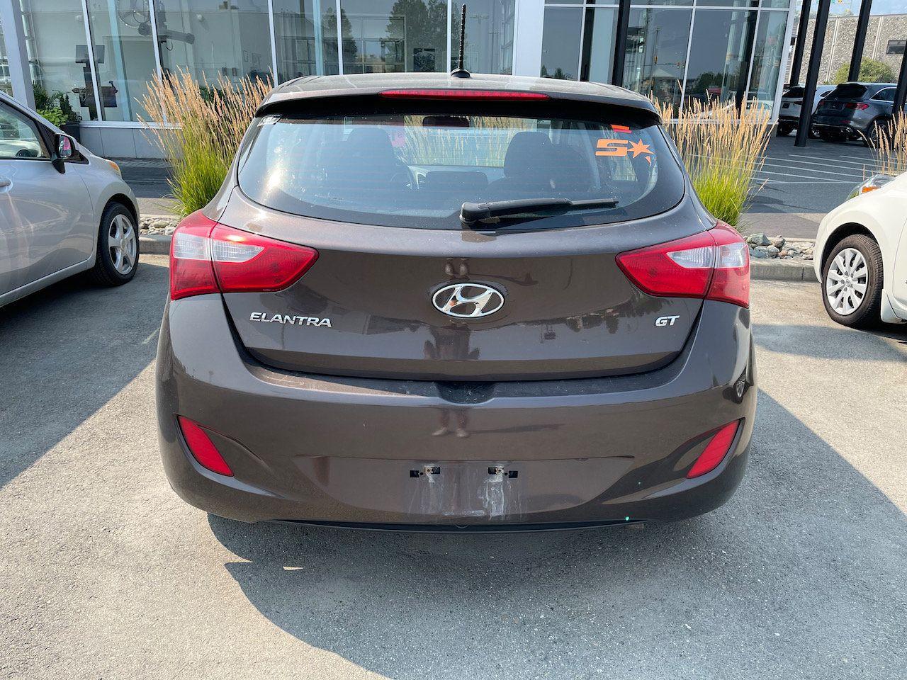2016 Hyundai Elantra GLS-3