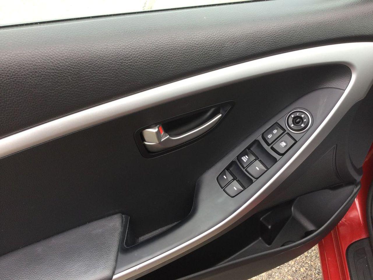 2016 Hyundai Elantra -4