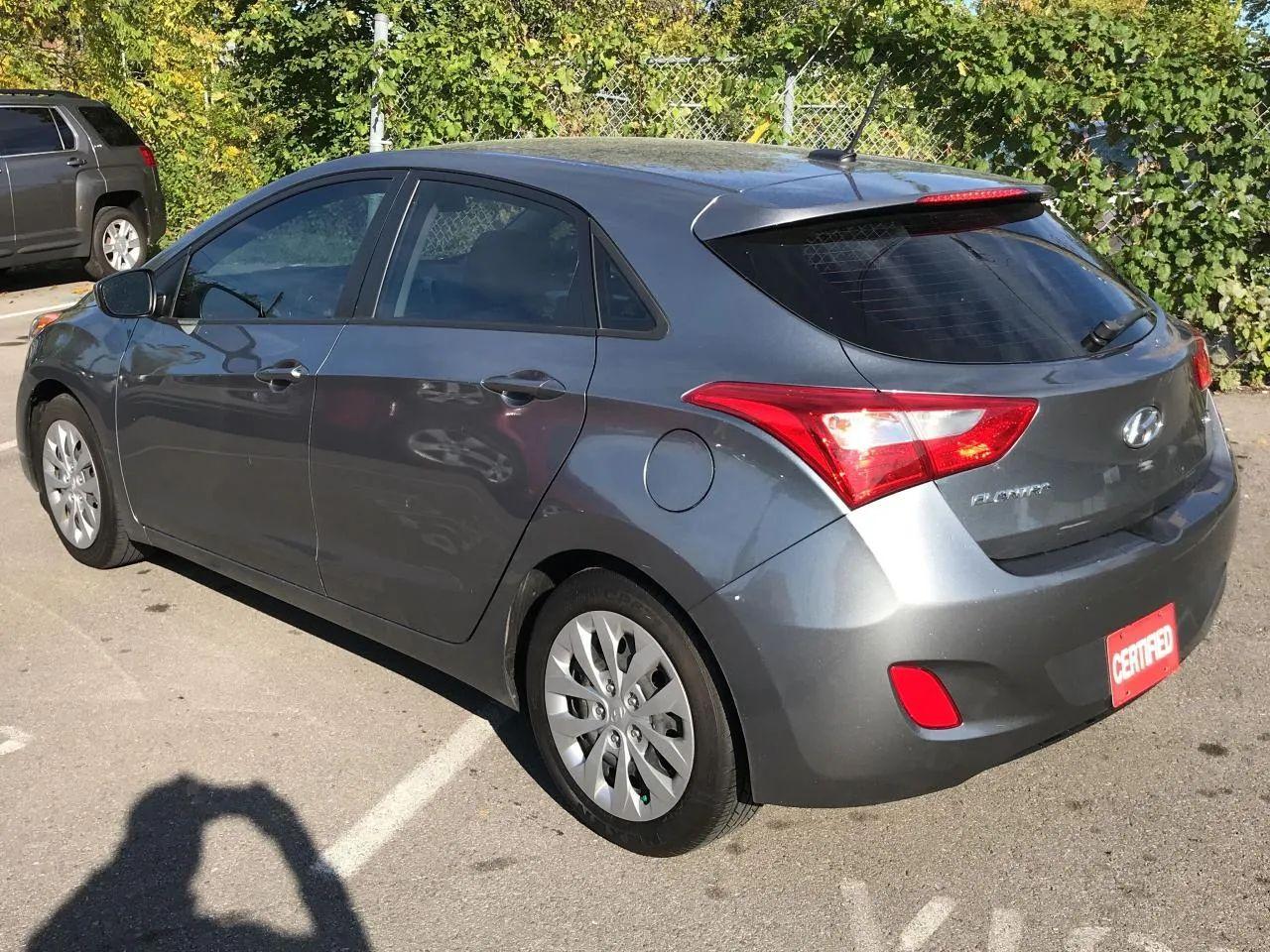 2016 Hyundai Elantra GL-4