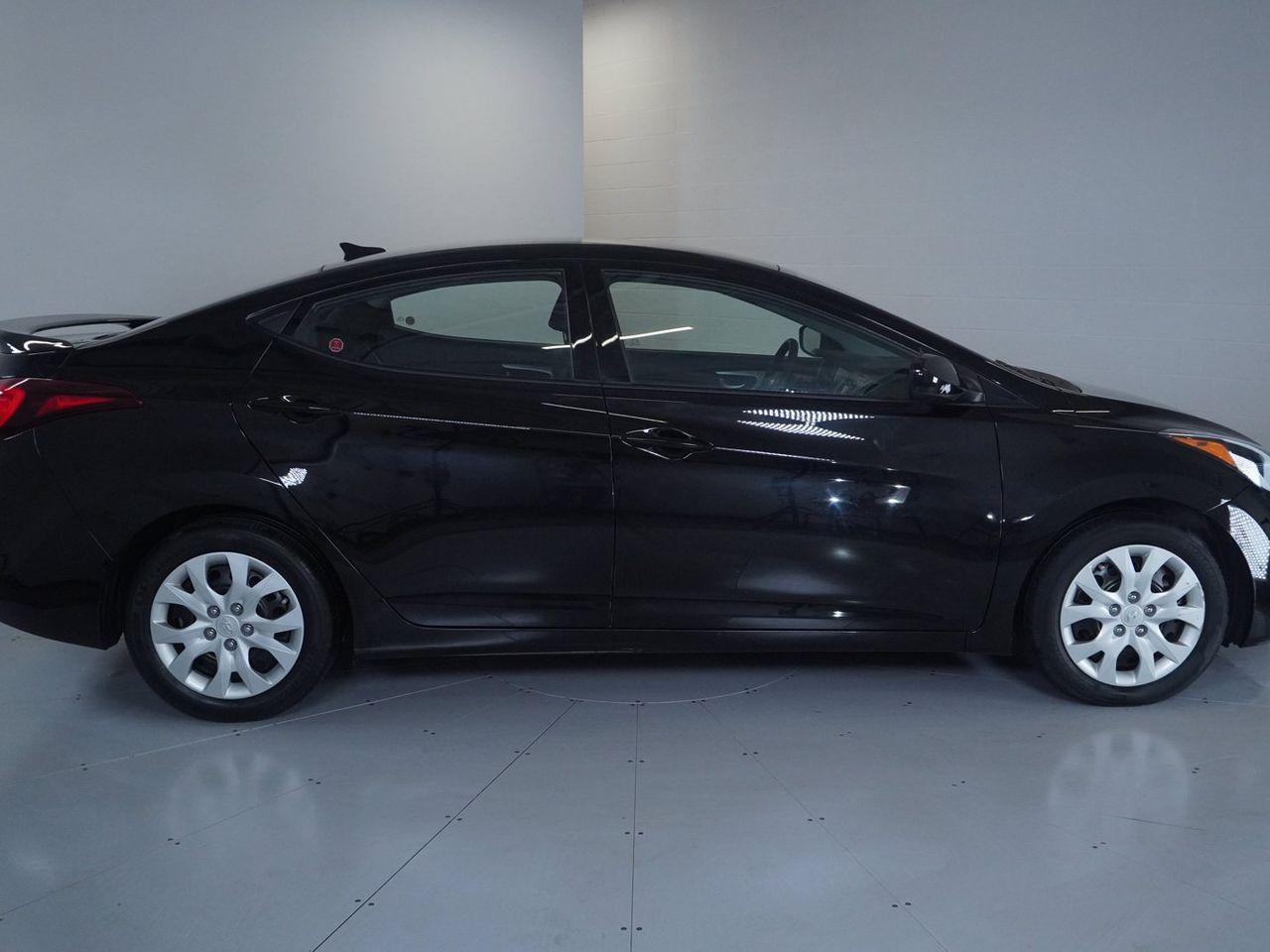 2016 Hyundai Elantra GL-3