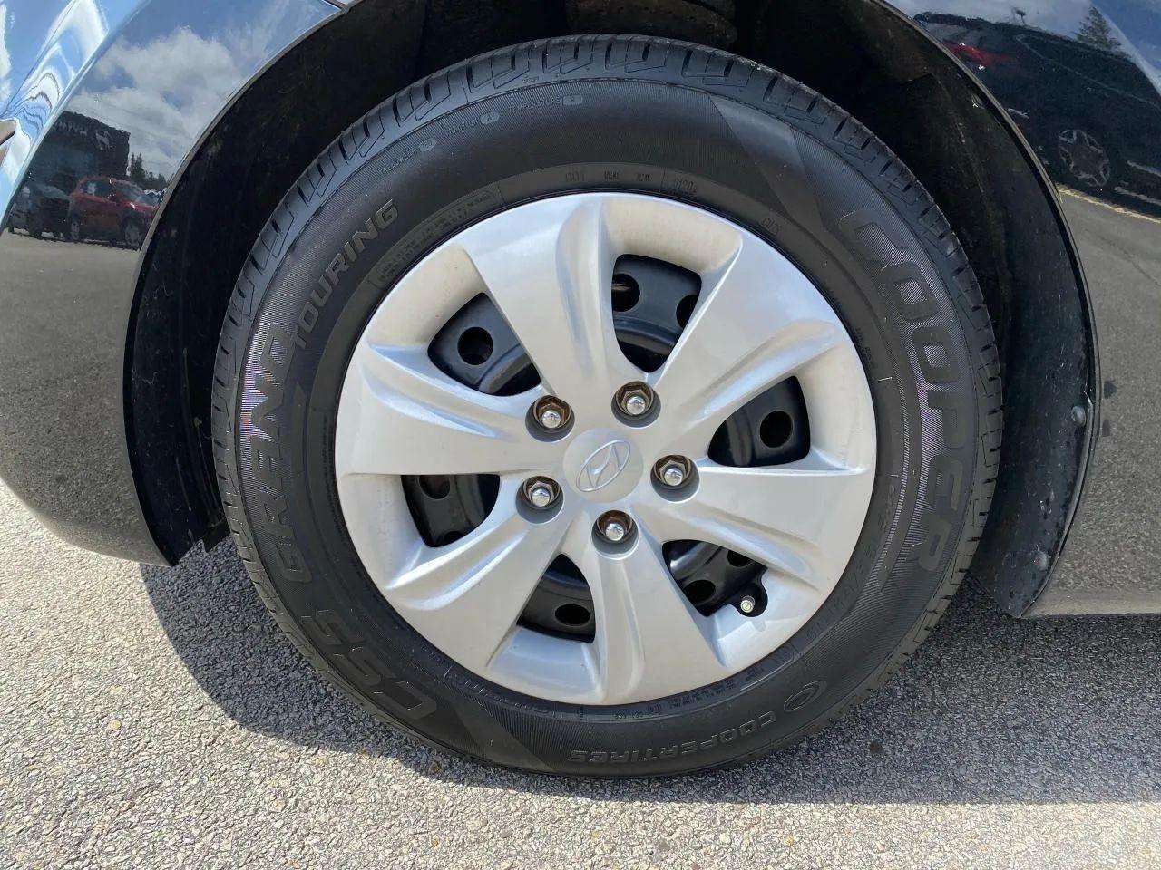 2016 Hyundai Elantra L-4
