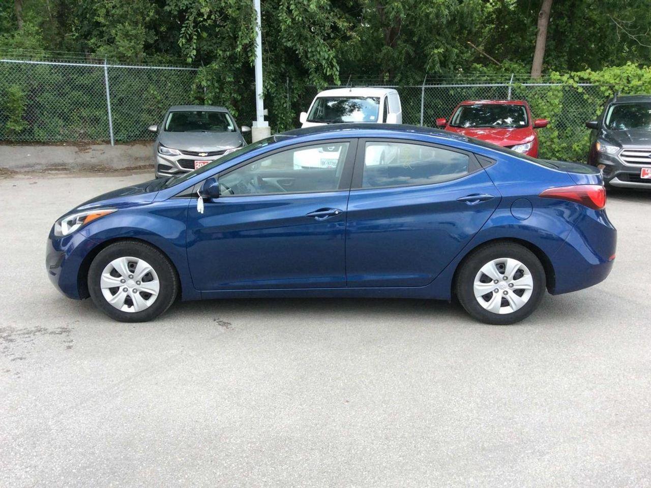 2016 Hyundai Elantra LE-4